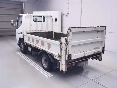 Mitsubishi CANTER  с аукциона в Японии