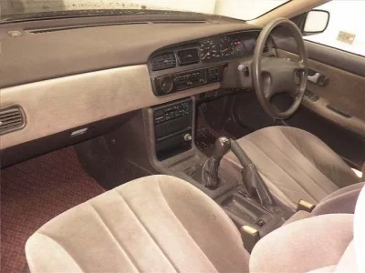 Nissan LAUREL