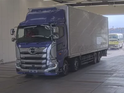 Hino PROFIA  с аукциона в Японии