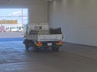 Isuzu FORWARD лот № 3392 оценка R  с аукциона в Японии 1