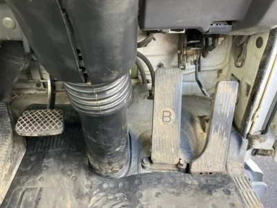 Isuzu FORWARD  с аукциона в Японии