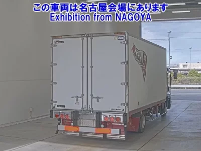 Isuzu FORWARD  с аукциона в Японии