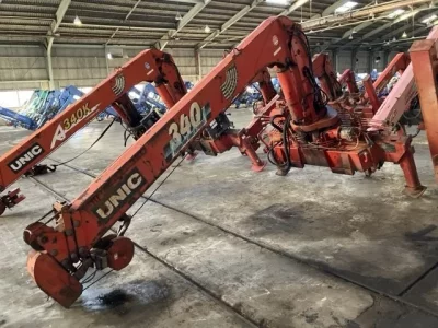 OTHERS UNIC CRANE