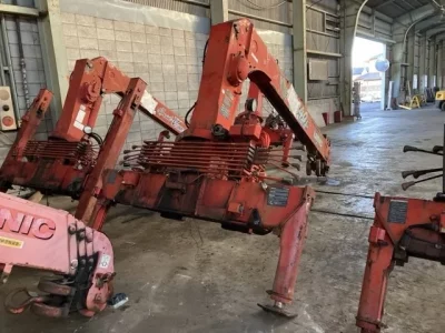 OTHERS UNIC CRANE