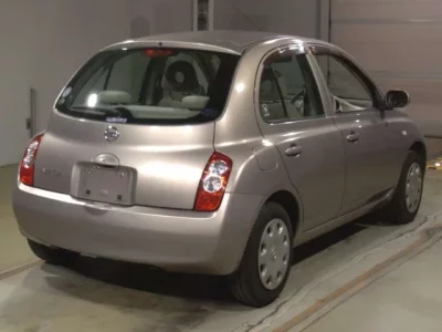 Nissan MARCH  с аукциона в Японии