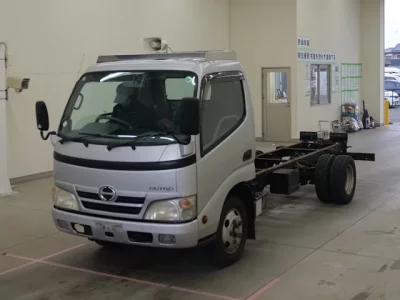 Hino DUTRO  с аукциона в Японии