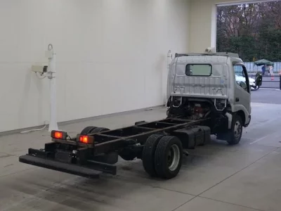 Hino DUTRO  с аукциона в Японии