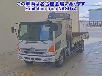 Hino TRUCK
