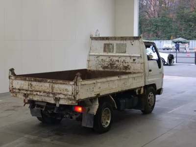 Toyota DYNA  с аукциона в Японии