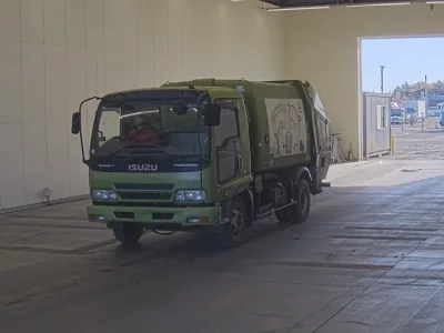 Isuzu FORWARD  с аукциона в Японии