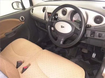 Daihatsu MOVE LATTE