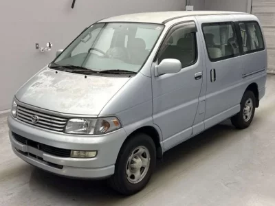 Toyota HIACE REGIUS
