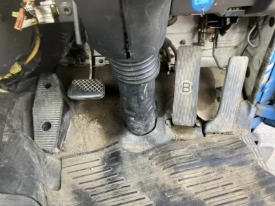 Isuzu FORWARD  с аукциона в Японии