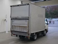 Mitsubishi CANTER лот № 1442 оценка 3  с аукциона в Японии 1