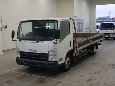 Isuzu ELF  с аукциона в Японии