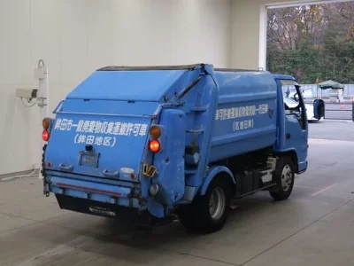 Isuzu ELF  с аукциона в Японии