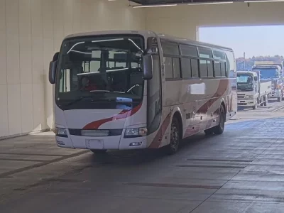 Mitsubishi BUS