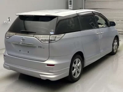 Toyota ESTIMA HYBRID