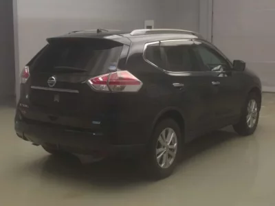 Nissan X-TRAIL  с аукциона в Японии