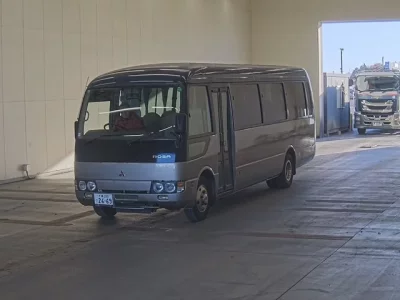Mitsubishi BUS