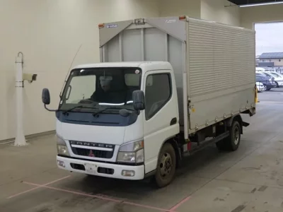 Mitsubishi CANTER  с аукциона в Японии