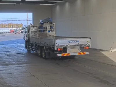 Isuzu FORWARD  с аукциона в Японии