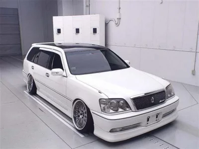 Toyota CROWN ESTATE