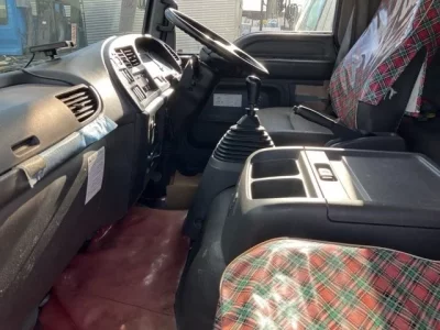 Isuzu FORWARD  с аукциона в Японии