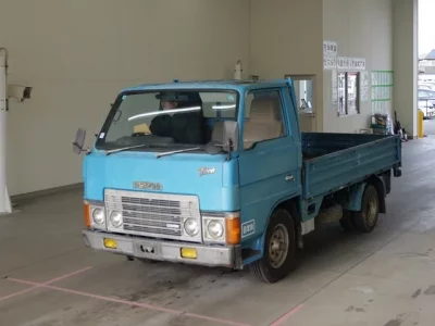 Mazda TITAN  с аукциона в Японии