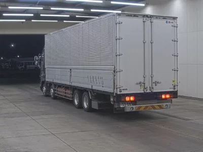 Hino PROFIA  с аукциона в Японии