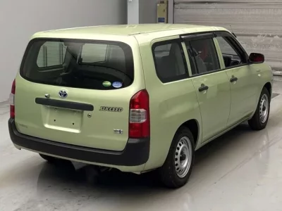 Toyota SUCCEED