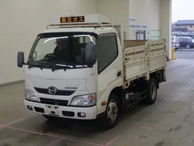 Hino DUTRO  с аукциона в Японии