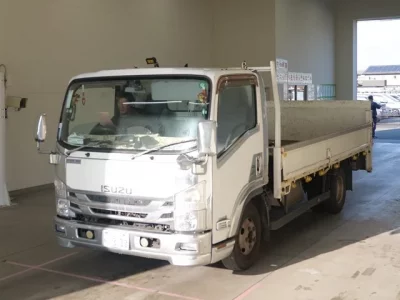 Isuzu ELF  с аукциона в Японии