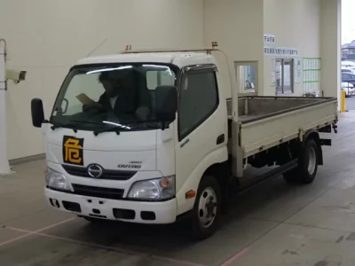 Hino DUTRO  с аукциона в Японии