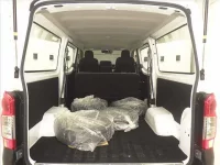 Nissan CARAVAN VAN лот № 2010 оценка 4  с аукциона в Японии 6