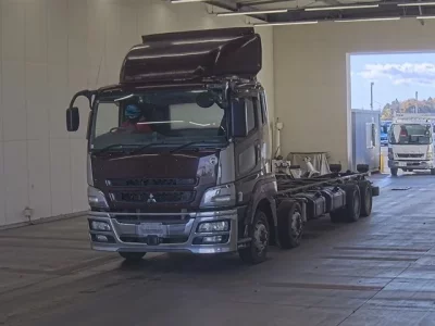 Mitsubishi SUPER GREAT  с аукциона в Японии