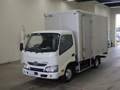 Hino DUTRO  с аукциона в Японии