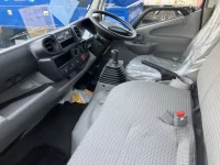 Toyota DYNA лот № 10038 оценка 4  с аукциона в Японии 4