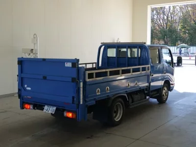 Toyota DYNA  с аукциона в Японии