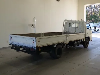 Isuzu ELF  с аукциона в Японии
