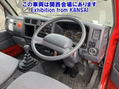 Toyota DYNA  с аукциона в Японии