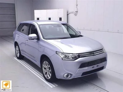 Mitsubishi OUTLANDER PHEV