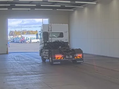 Nissan QUON  с аукциона в Японии