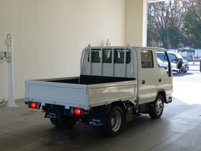 Isuzu ELF  с аукциона в Японии