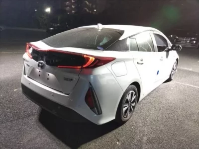 Toyota PRIUS PHV