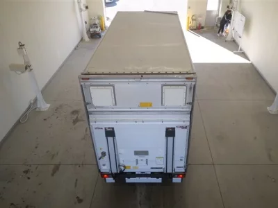 Toyota DYNA  с аукциона в Японии