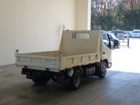 Toyota DYNA лот № 10064 оценка 3.5  с аукциона в Японии 1