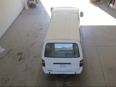 Toyota DYNA  с аукциона в Японии