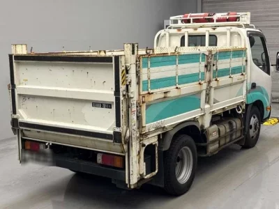 Hino DUTRO  с аукциона в Японии