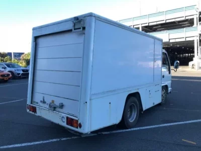 Isuzu ELF  с аукциона в Японии